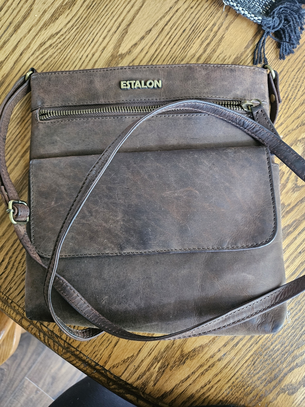 Estalon Women's Brown Leather Crossbody Bag